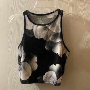 Forever 21 moisture wicking crop top